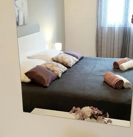 Daire Zizula Kastela