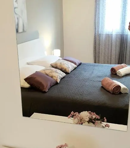 Apartman Zizula Kastela