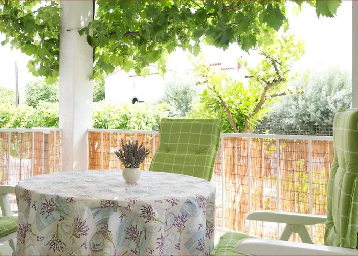 Zizula Apartman Kastela